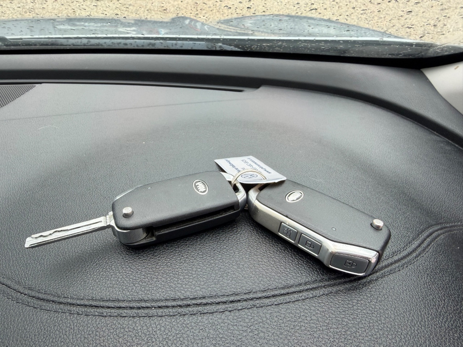 2021 Kia Sportage - image 17