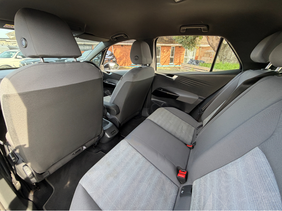 2021 Volkswagen ID.3 - image 24
