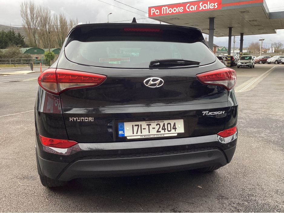 2017 Hyundai Tucson - image 5