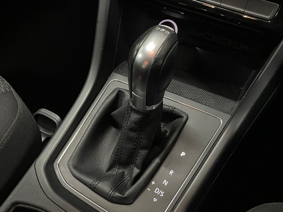 2018 Volkswagen Touran  €20,895