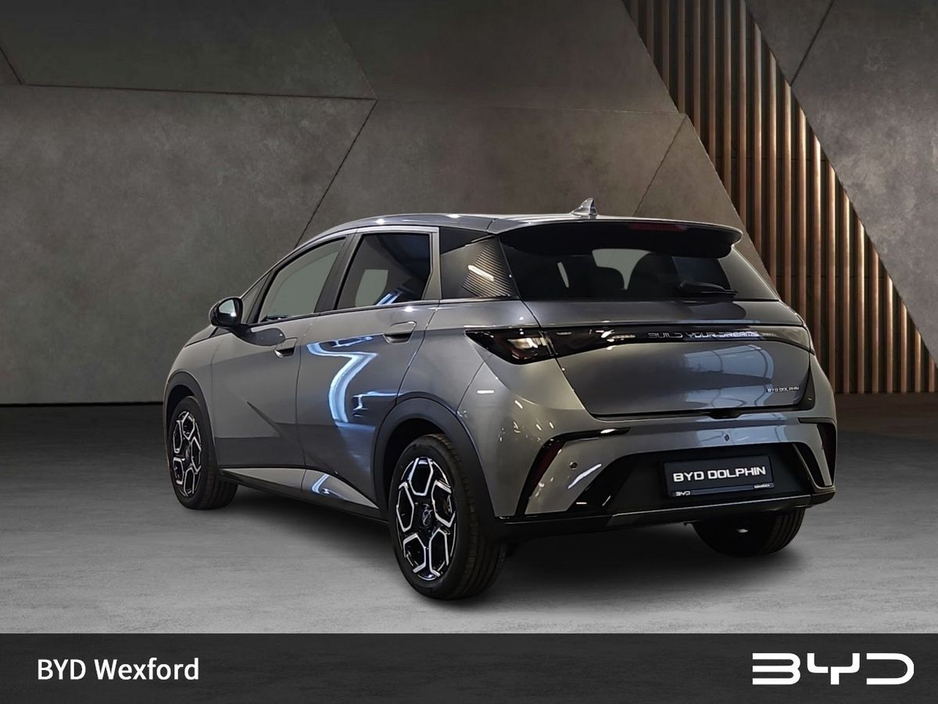 2026 BYD Dolphin Design 60.4kWh €34,706