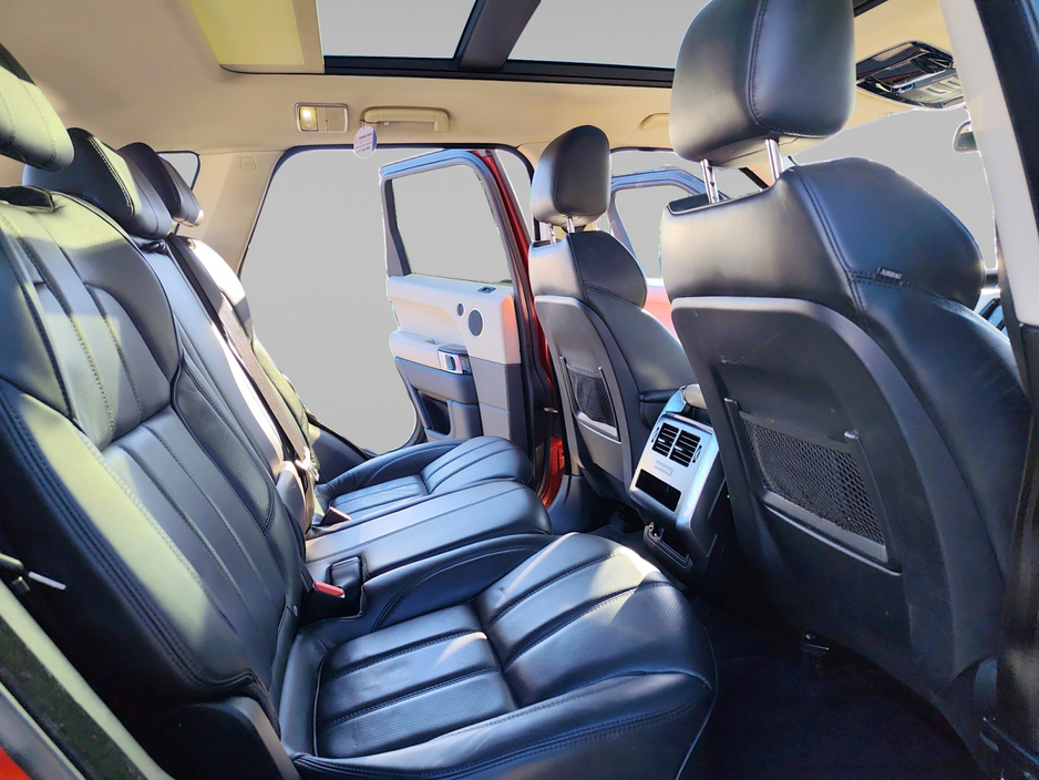 2015 Land Rover Range Rover Sport - image 13