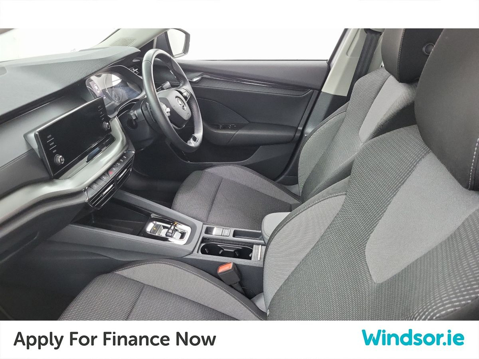 2024 Skoda Octavia - image 4