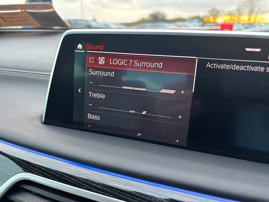 2020 BMW 7 Series - image 34