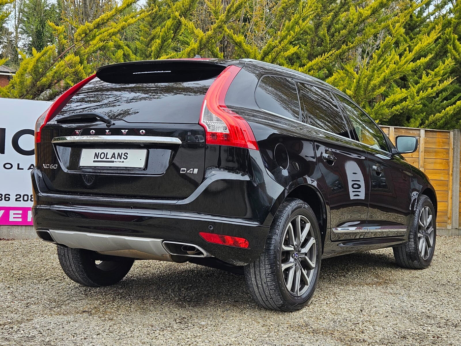 2016 Volvo XC60 - image 20