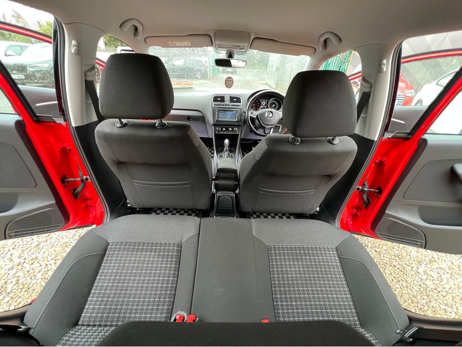 2017 Volkswagen Polo - image 14