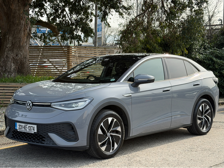 2023 Volkswagen ID.5 - image 2