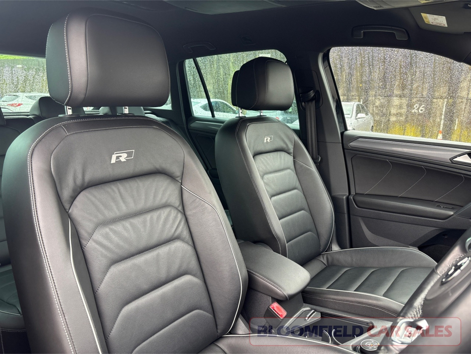 2018 Volkswagen Tiguan 4 MOTION R-LINE , DSG // PRISTINE €29,950