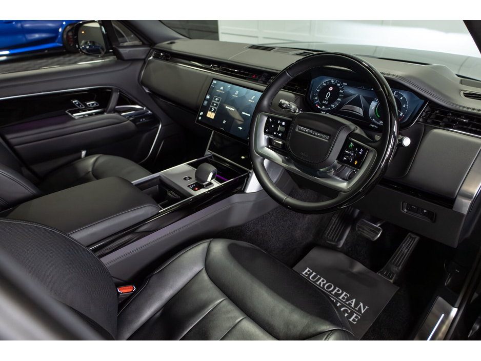 2024 Land Rover Range Rover - image 8