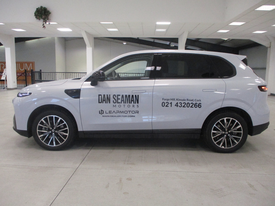 2026 Leapmotor B10 - image 9