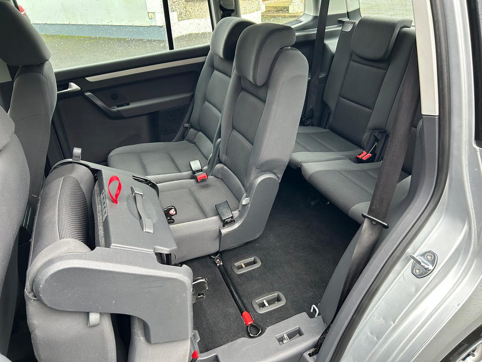 2014 Volkswagen Touran TRENDLINE BLUEMOTION 1.6 TDI 7SEATS 105 5DR €7,950