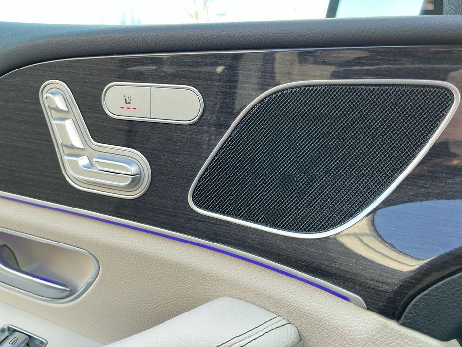 2022 Mercedes-Benz GLE Class - image 17