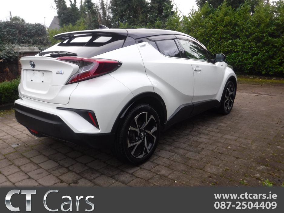 2018 Toyota C-HR - image 4