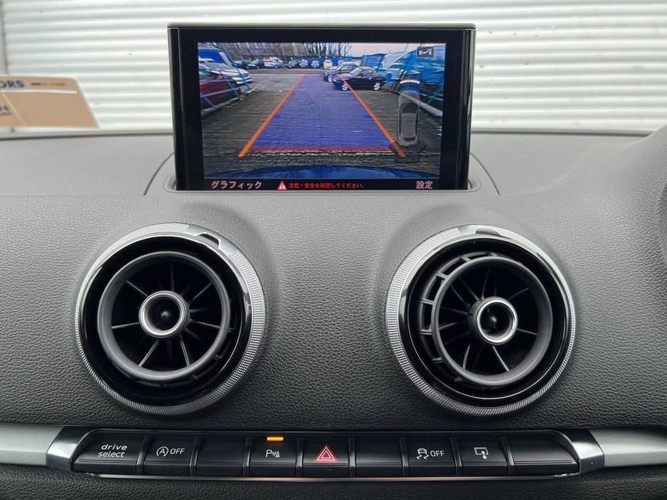 2014 Audi A3 - image 7