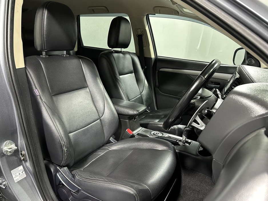 2016 Mitsubishi Outlander 2.2 Diesel Automatic 4x4 7 Seater €16,400