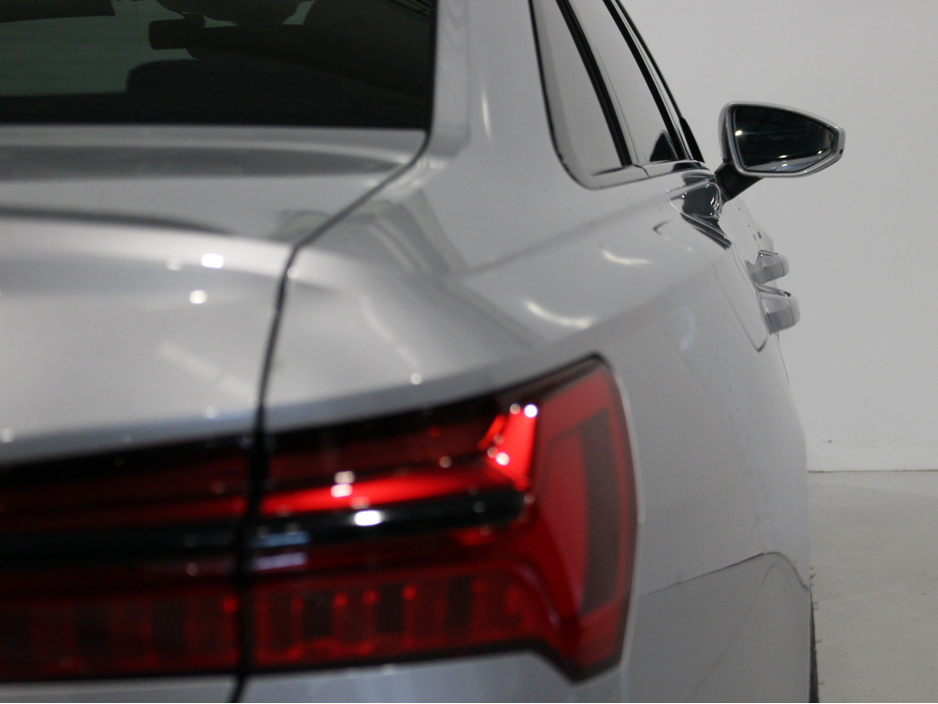 2020 Audi A6 - image 19