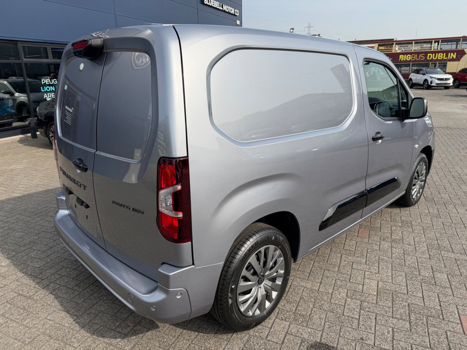 2026 Peugeot Partner - image 4