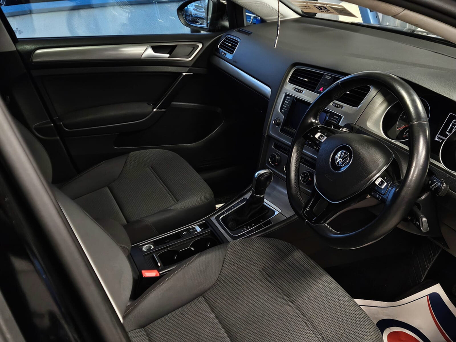 2015 Volkswagen Golf 1.6 TDI DSG 5DR 110HP Comfortline