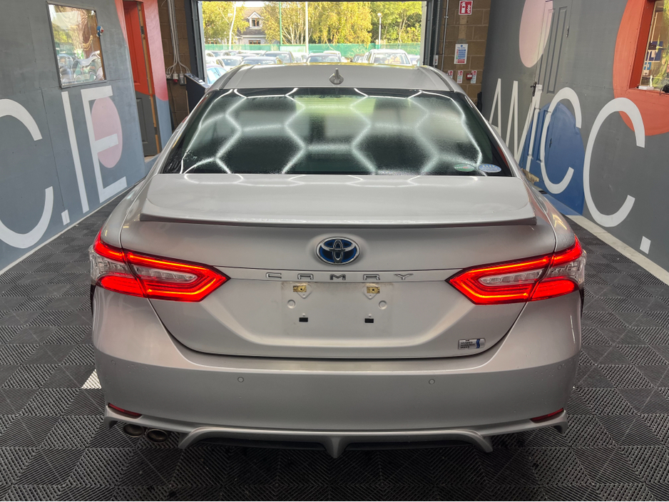 2020 Toyota Camry €26950! 2020 TOYOTA CAMRY 2.5L HYBRID / 79K KMS / REVERSE CAMERA, ADAPTIVE CRUISE CONTROL & MORE €26,950