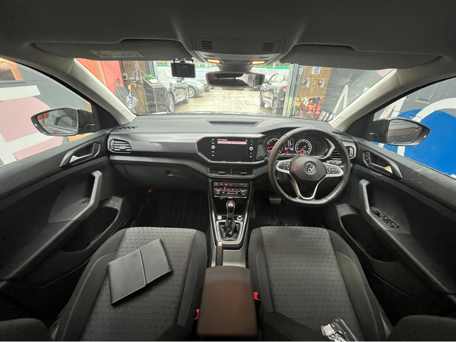 2020 Volkswagen T-Cross €21950! 2020 VOLKSWAGEN T-CROSS TSI FIRST 1.0 AUTOMATIC / CRUISE CONTROL / REVERSE CAMERA AND MORE €21,950