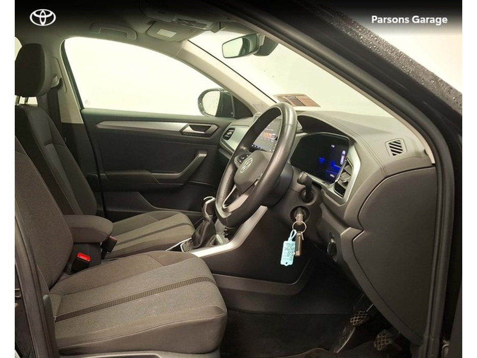 2022 Volkswagen T-Roc LIFE 2.0 TDI MANUAL 6SPEED FWD 116HP 5 5DR €29,995