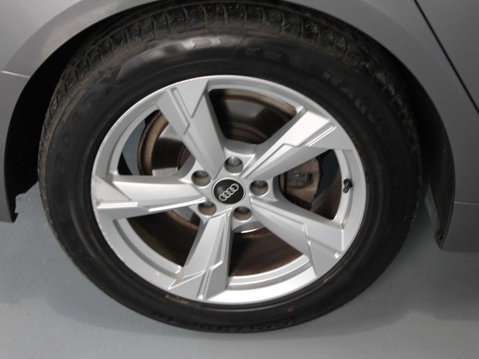 2021 Audi A6 - image 26