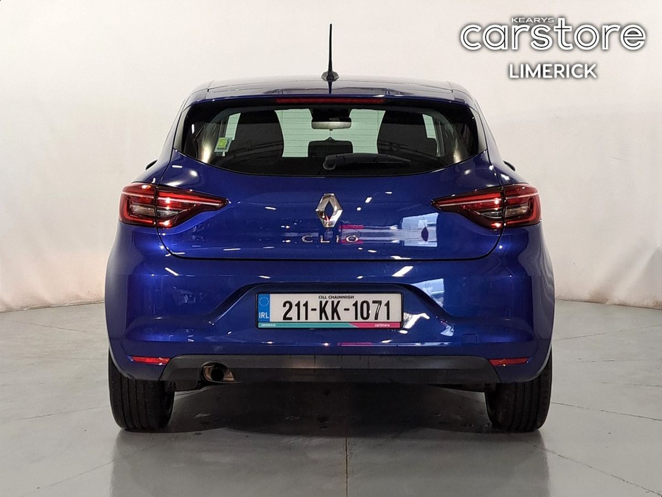 2021 Renault Clio - image 4