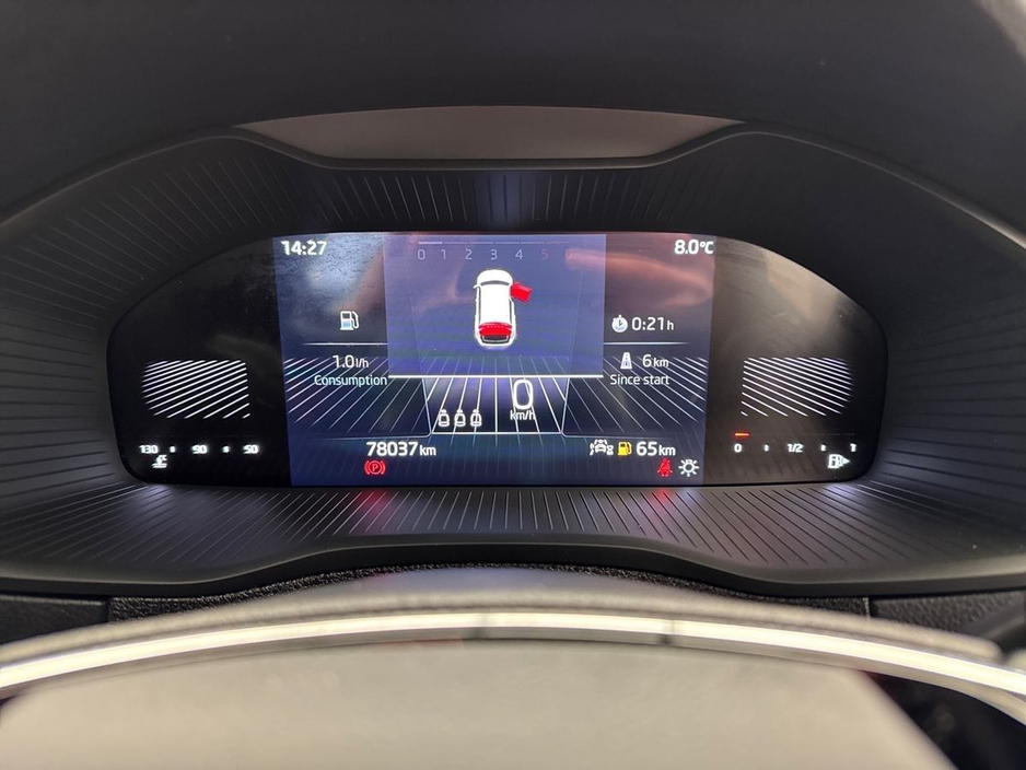 2023 Skoda Karoq - image 14