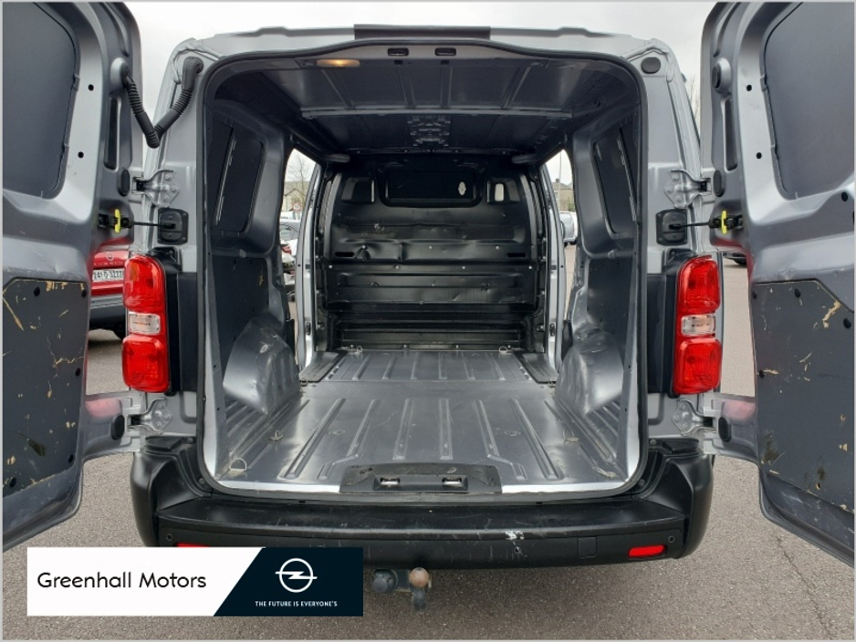 2023 Opel Vivaro - image 15