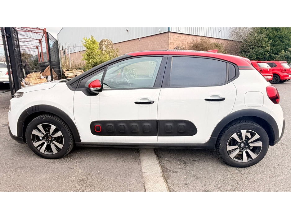 2017 Citroen C3 - image 8
