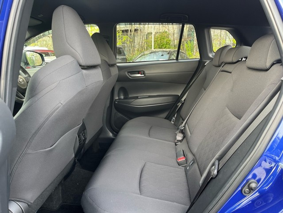 2023 Toyota Corolla Cross - image 7