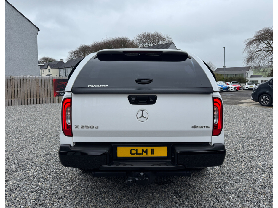 2019 Mercedes-Benz X Class - image 11