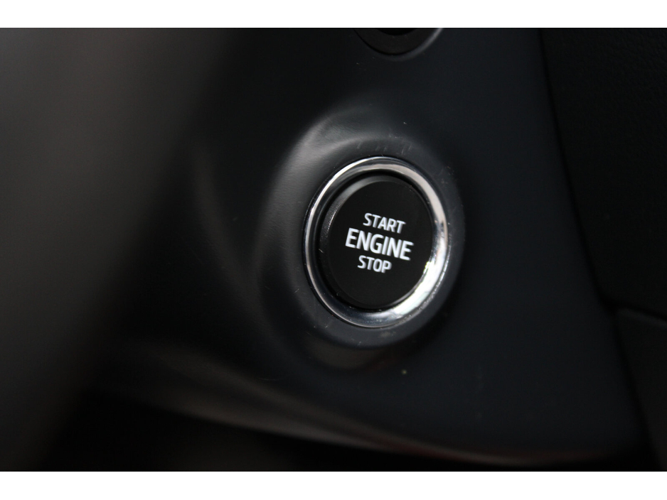 2021 Skoda Superb - image 16