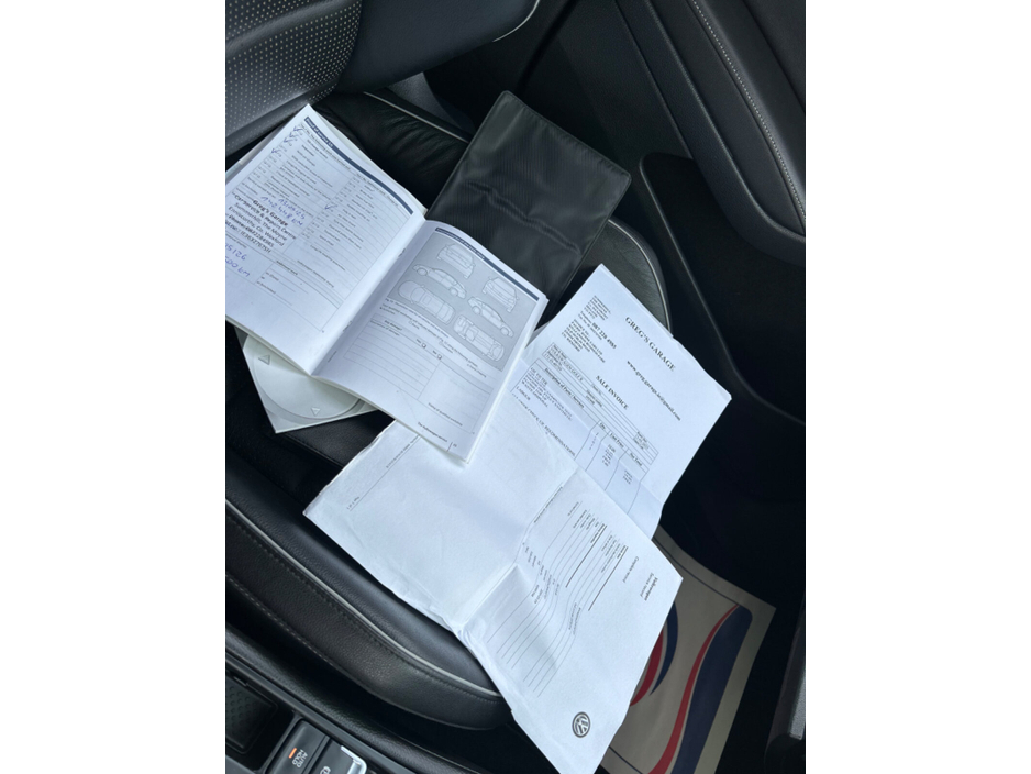 2017 Volkswagen Golf - image 17