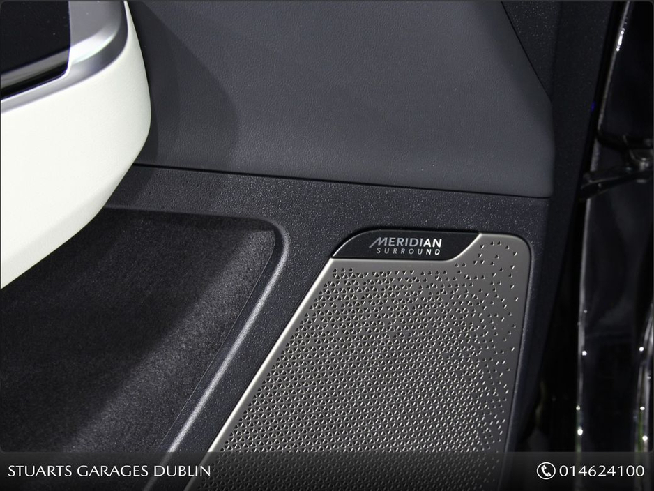 2022 Kia EV6 EV6 GT LINE: YACHT BLUE METALLIC, BLACK AND IVORY ALCANTARA INTERIOR, SUNROOF, 360 CAMERAS, WIRELESS CHARGING, HEADS UP DISPLAY €31,945