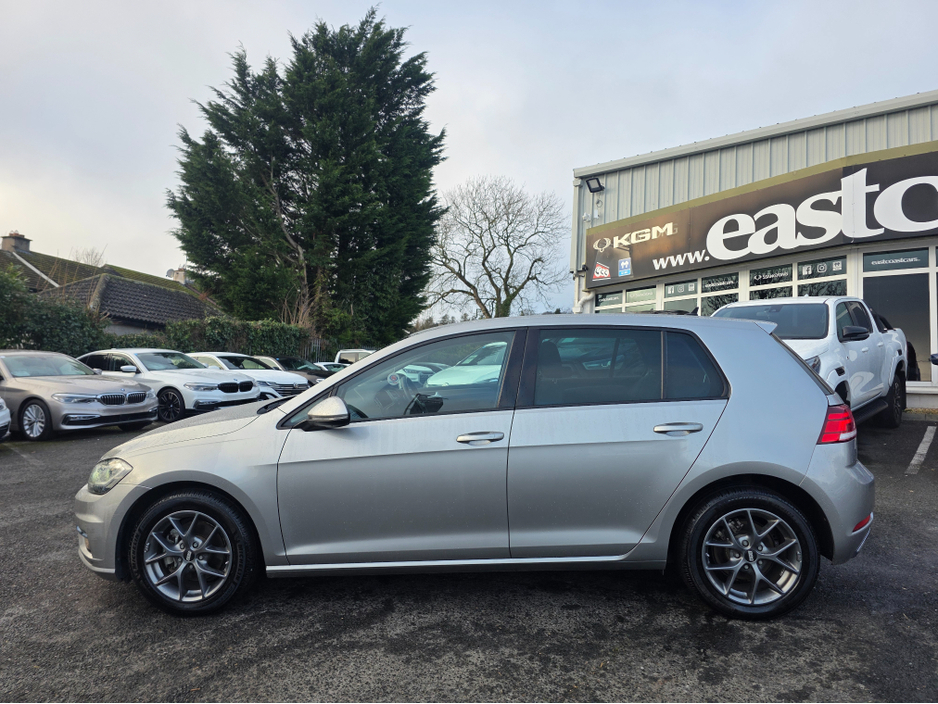 2019 Volkswagen Golf 1.2 TSI COMFORTLINE VIRTUAL COCKPIT - NAVIGATION -CARPLAY ANDROID AUTO - REVERSING CAMERA - LOW ROAD TAX BAND €18,750