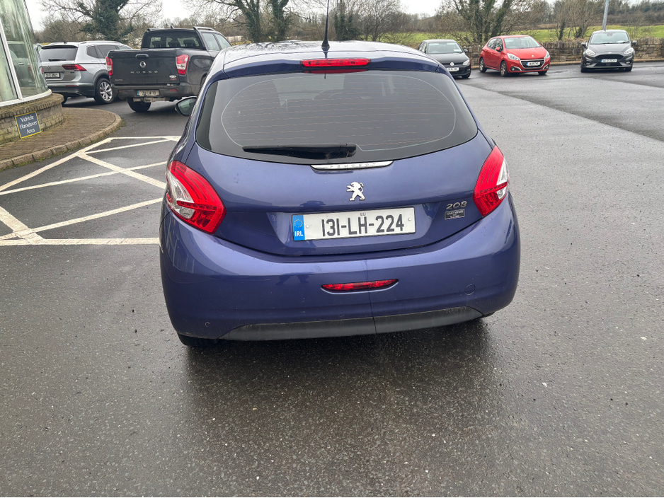 2013 Peugeot 208 ACTIVE 1.0 4DR €5,000