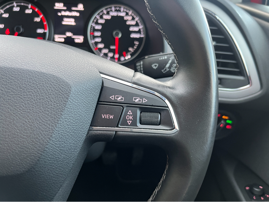 2020 SEAT Leon XCELLENCE 1.5 TSI 130HP //HIGH SPEC//LOW MILES//KEYLESS ENTRY//REVERSE CAMERA//CARPLAY// €17,950