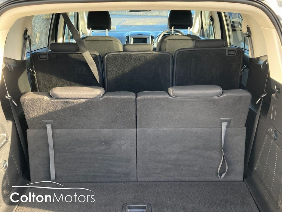 2021 Ford S-Max - image 19