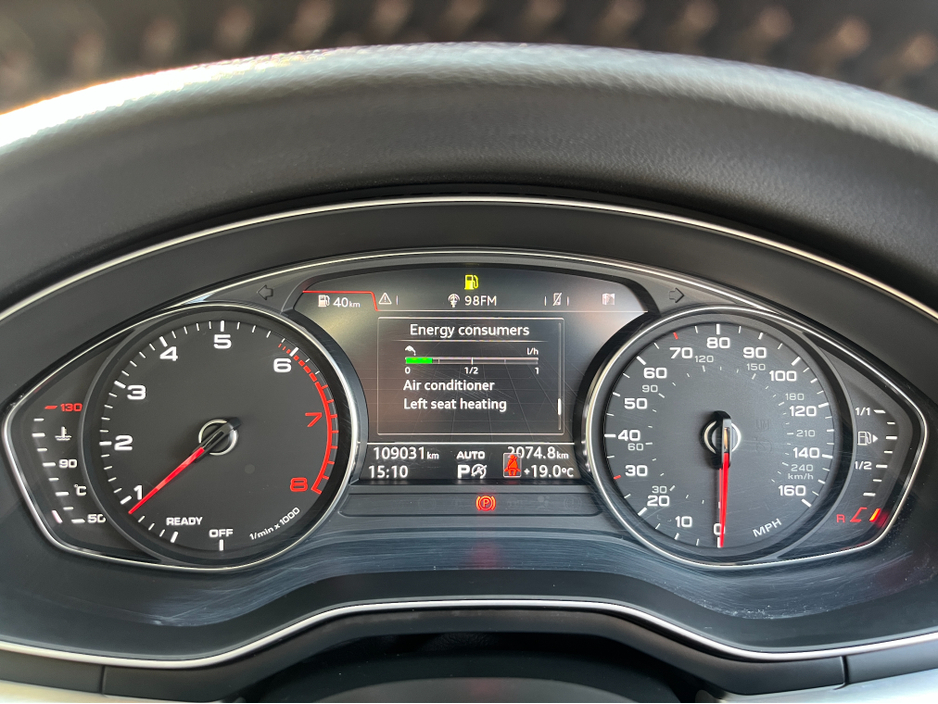 2019 Audi A4 - image 18