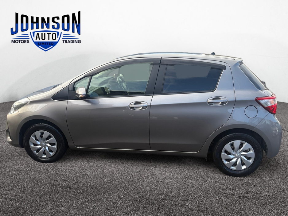 2017 Toyota Vitz 1.3 Petrol Auto €11,000