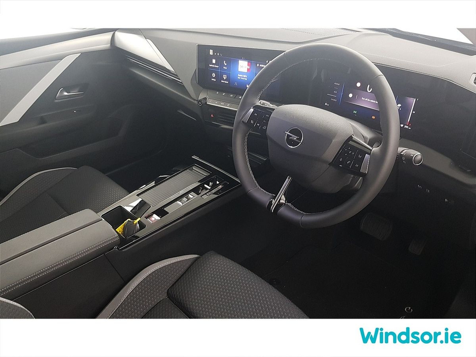 2025 Opel Astra - image 10