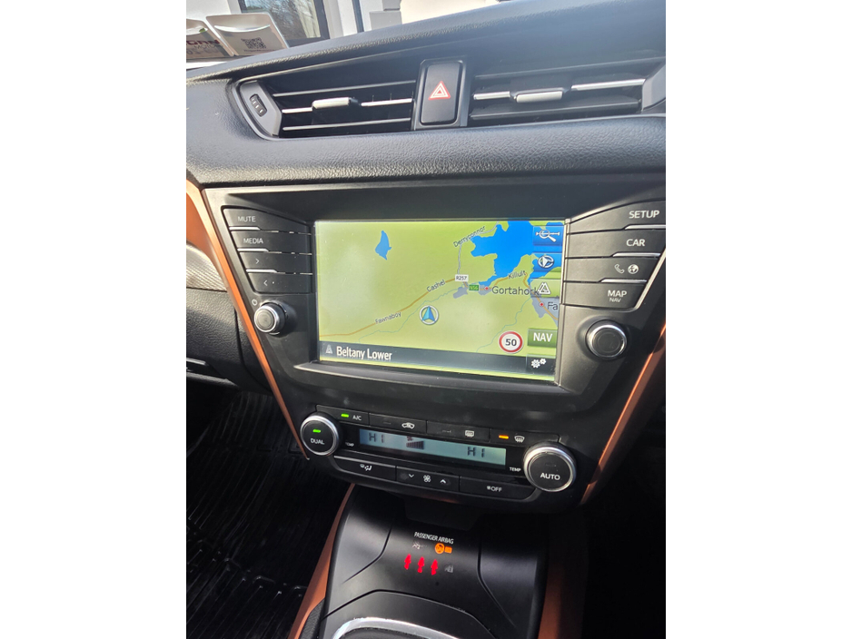 2018 Toyota Avensis 1.6 D-4D (112) Luna Navi €13,950