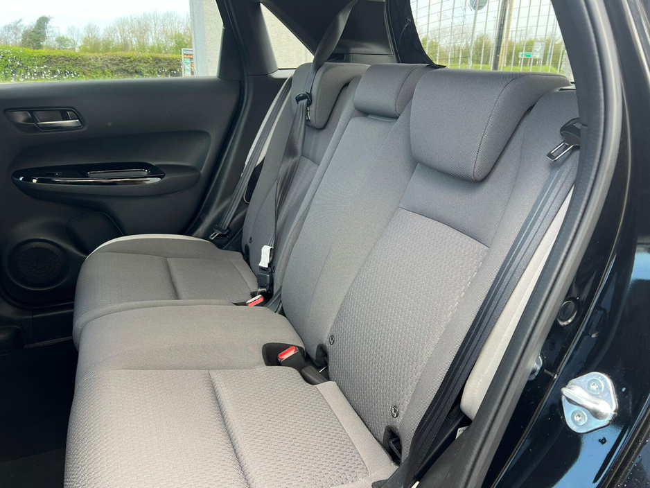 2023 Honda Jazz - image 6