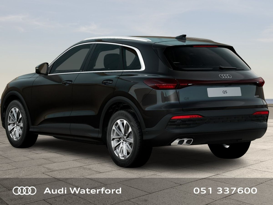 2026 Audi Q5 - image 2