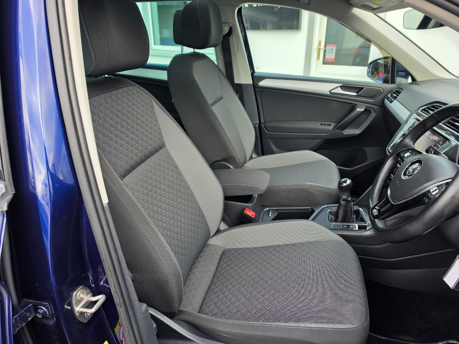 2019 Volkswagen Tiguan - image 12