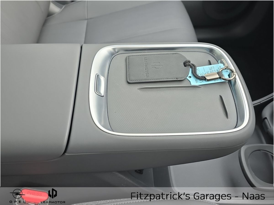 2026 Leapmotor B10 Design 67.1kw(420Km) Demo (Price Includes €1000 Scrappage Allowance) €33,950