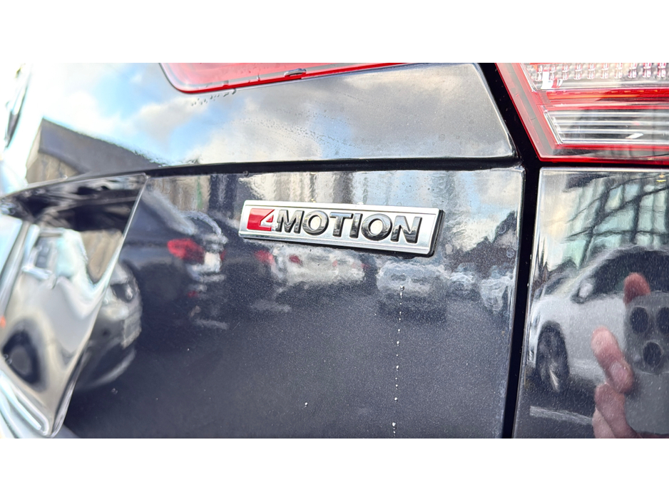 2018 Volkswagen Tiguan - image 19