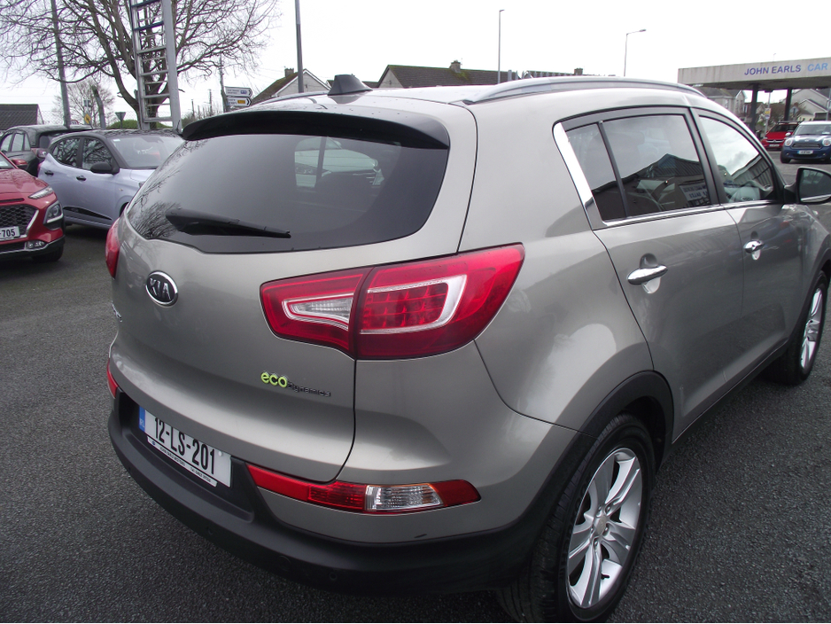 2012 Kia Sportage - image 7