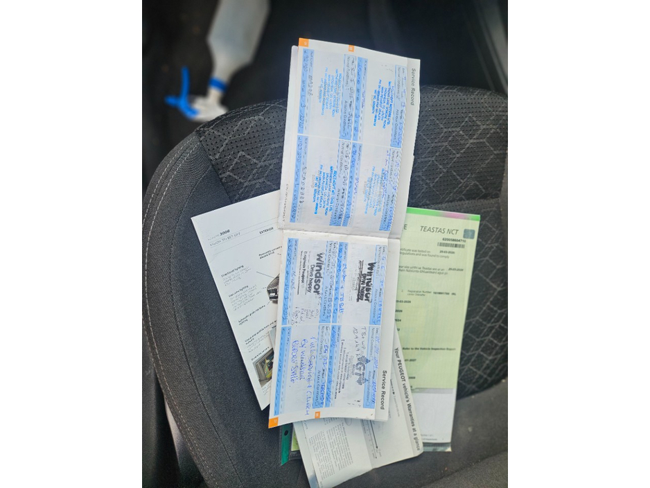 2016 Peugeot 3008 - image 12